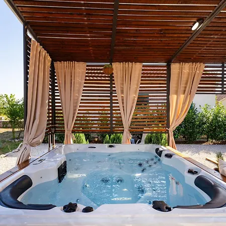 My Dalmatia - Authentic Stone House Dida Holiday home *
