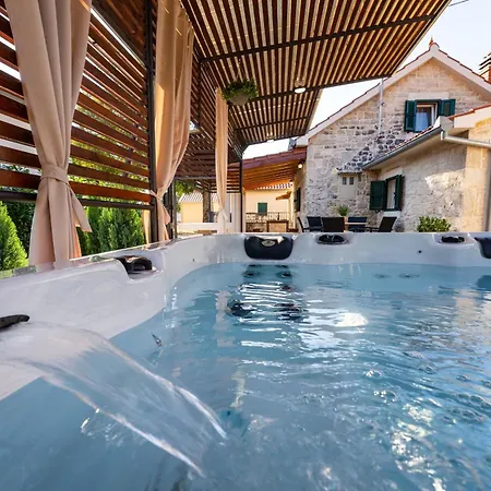Holiday home My Dalmatia - Authentic Stone House Dida Radonic