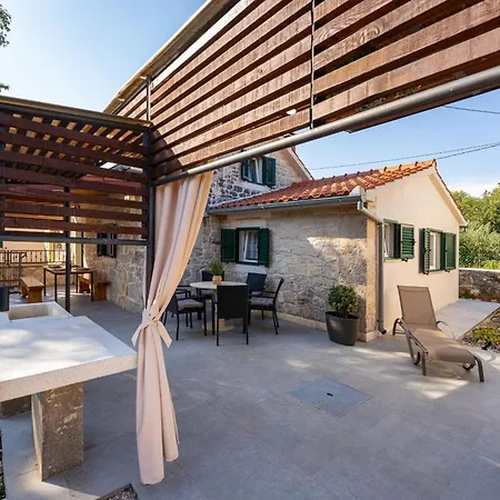Holiday home My Dalmatia - Authentic Stone House Dida