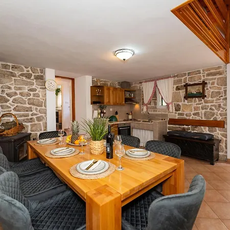 My Dalmatia - Authentic Stone House Dida