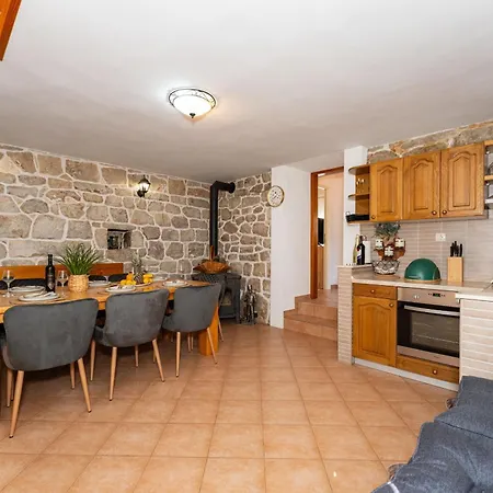 My Dalmatia - Authentic Stone House Dida