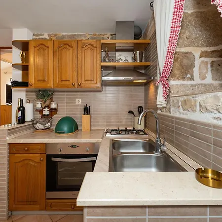 My Dalmatia - Authentic Stone House Dida Holiday home *