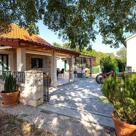Holiday home My Dalmatia - Authentic Stone House Dida Radonic