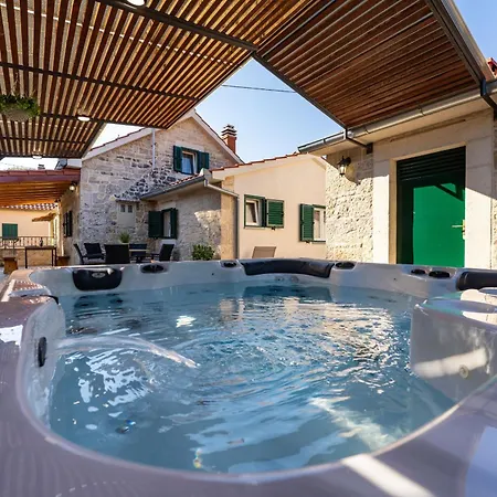 My Dalmatia - Authentic Stone House Dida Holiday home Radonic