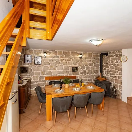 My Dalmatia - Authentic Stone House Dida