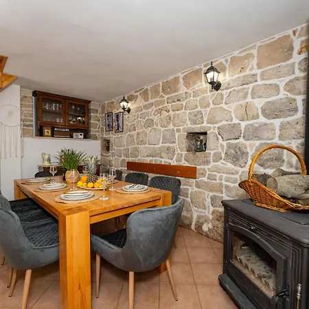 Holiday home My Dalmatia - Authentic Stone House Dida Radonic
