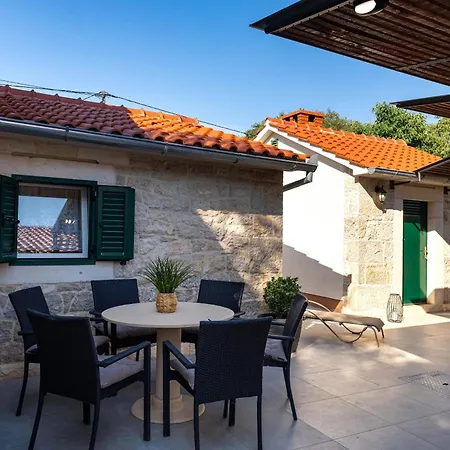 Holiday home My Dalmatia - Authentic Stone House Dida