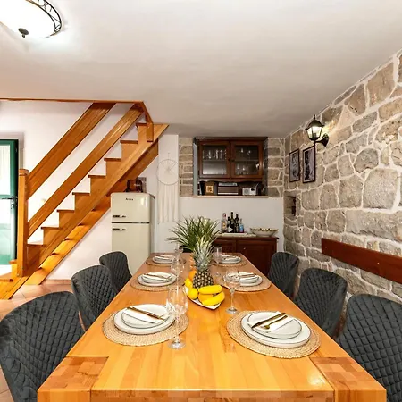 My Dalmatia - Authentic Stone House Dida Holiday home