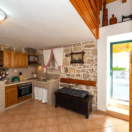 My Dalmatia - Authentic Stone House Dida * Radonic